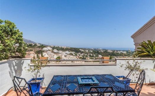 Ático de 3 dormitorios en Nueva Andalucia