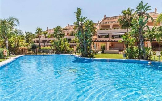 Ático de 3 dormitorios en Nueva Andalucia