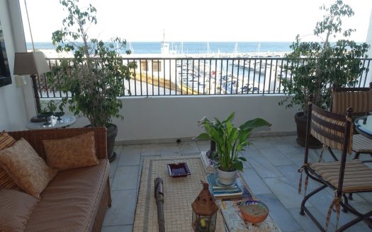 Apartamento de 3 dormitorios en Puerto Banus