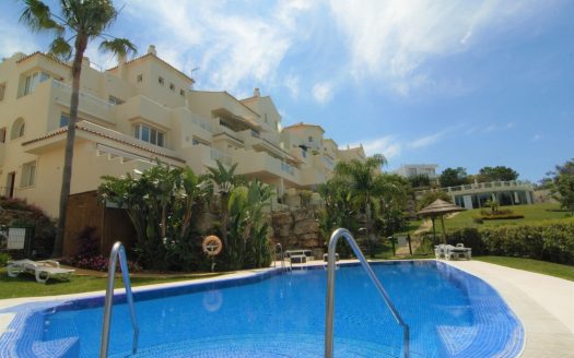 3 bedrooms Apartment in Benahavis