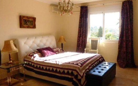 Apartamento de 3 dormitorios en Nueva Andalucia