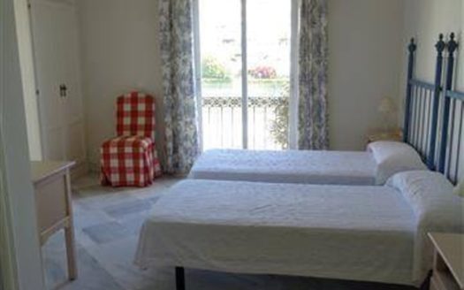 5 bedrooms Villa in Guadalmina Baja