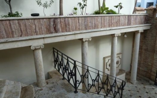 Villa de 5 dormitorios en Milla de Oro