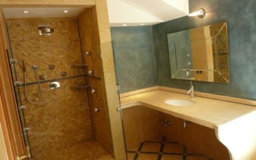 Villa de 5 dormitorios en Milla de Oro