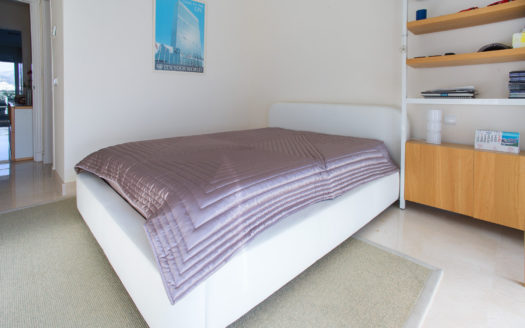 Apartamento de 3 dormitorios en La Corniche