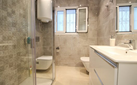 Apartamento de 2 dormitorios en Nueva Andalucia