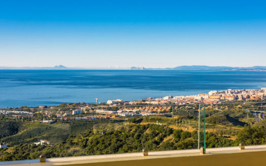 Ático de 4 dormitorios en Los Monteros Hill Club