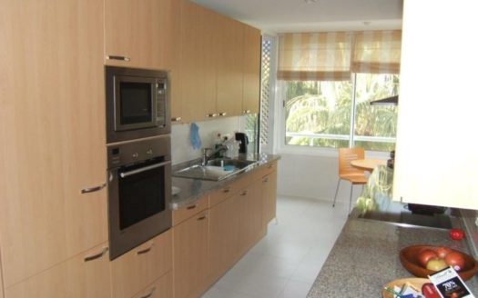 Ático de 4 dormitorios en Nueva Andalucia