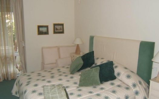 Ático de 4 dormitorios en Nueva Andalucia