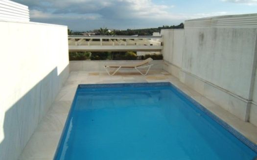 Ático de 4 dormitorios en Nueva Andalucia