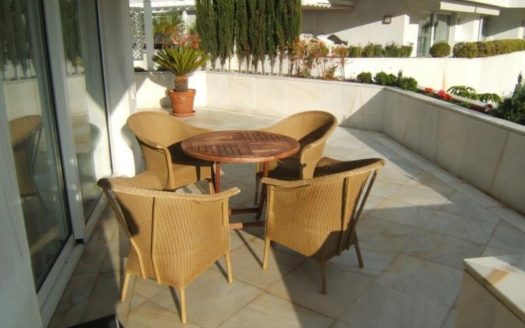 Ático de 4 dormitorios en Nueva Andalucia