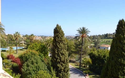 Ático de 3 dormitorios en Nueva Andalucia