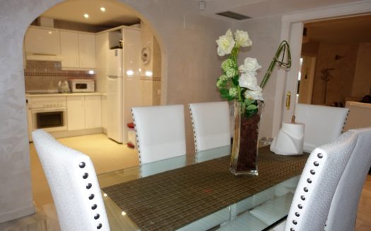 3 bedrooms Townhouse in Los Naranjos de Marbella
