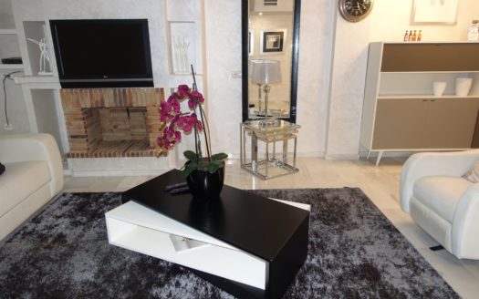 3 bedrooms Townhouse in Los Naranjos de Marbella