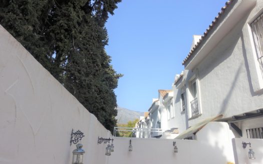 3 bedrooms Townhouse in Los Naranjos de Marbella
