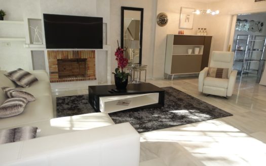 3 bedrooms Townhouse in Los Naranjos de Marbella