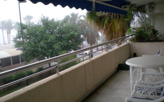 Apartamento de 2 dormitorios en Puerto Banus