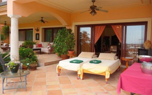 6 bedrooms Villa in Benahavis