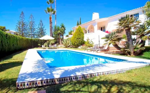 Villa de 3 dormitorios en El Rosario
