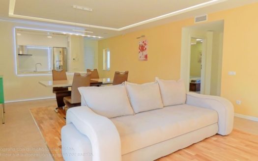 Apartamento de 2 dormitorios en Puerto Banus