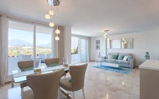 Apartamento de 2 dormitorios en Nueva Andalucia