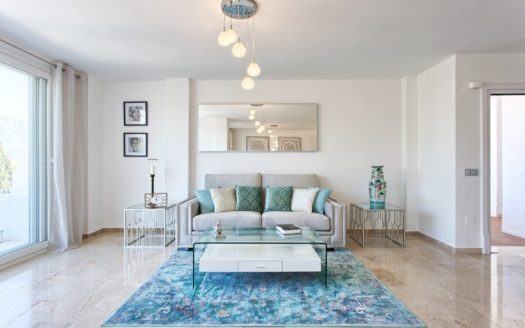 Apartamento de 2 dormitorios en Nueva Andalucia