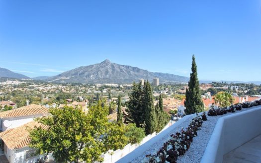 Apartamento de 2 dormitorios en Nueva Andalucia