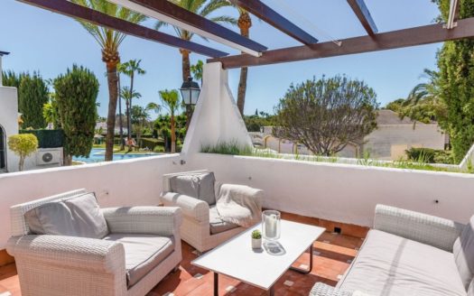 Apartamento de 3 dormitorios en Nueva Andalucia