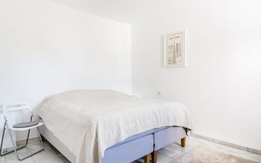 Apartamento de 3 dormitorios en Nueva Andalucia