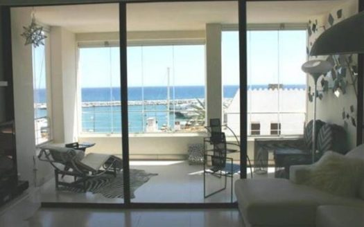 Ático de 2 dormitorios en Puerto Banus