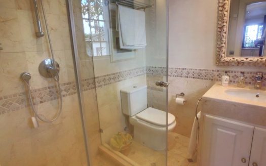 Adosado de 3 dormitorios en Milla de Oro