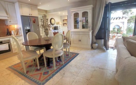 Adosado de 3 dormitorios en Milla de Oro