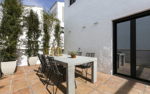 Apartamento de 3 dormitorios en Puerto Banus