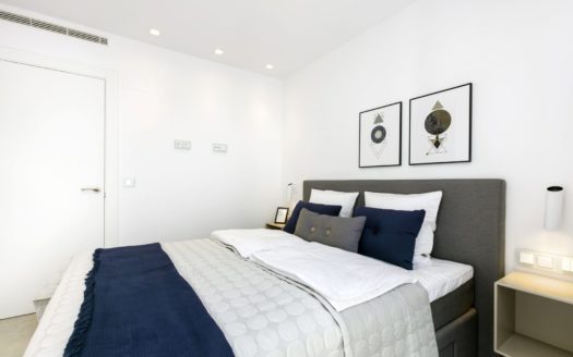 Apartamento de 3 dormitorios en Puerto Banus