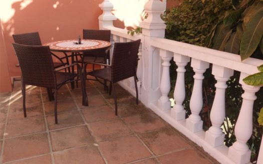 Villa de 4 dormitorios en Nueva Andalucia