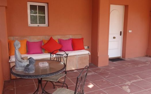 Villa de 4 dormitorios en Nueva Andalucia