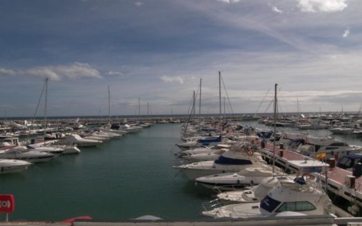 Apartamento de 3 dormitorios en Puerto Banus