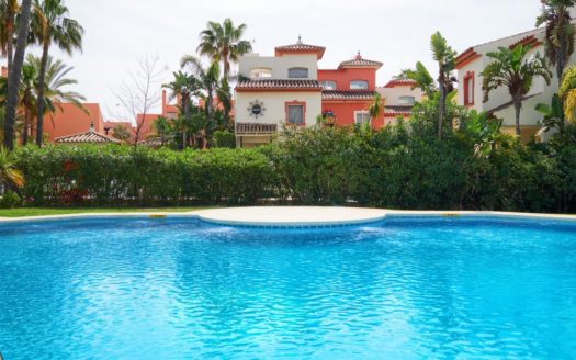 3 bedrooms Townhouse in Nueva Milla de Oro