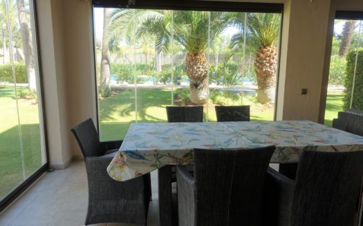 Apartamento de 2 dormitorios en Medina de Banús