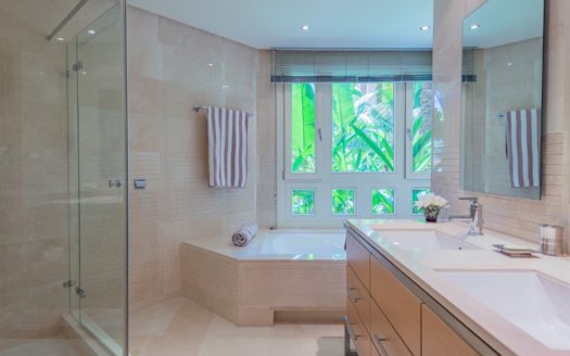 3 bedrooms Apartment in Mansion Club