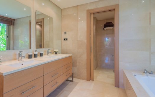 3 bedrooms Apartment in Mansion Club