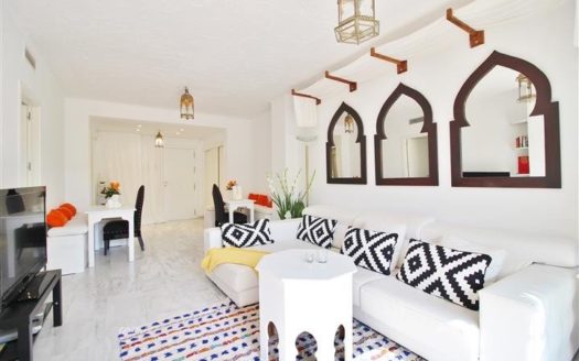 2 bedrooms Apartment in Nueva Andalucia