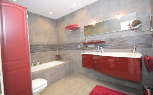 2 bedrooms Apartment in Alcazaba Beach