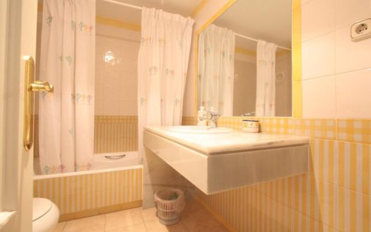 3 bedrooms Apartment in Puerto Banus