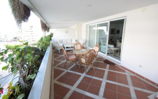 3 bedrooms Apartment in Puerto Banus