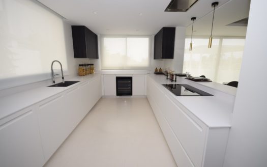 4 bedrooms Villa in Nueva Andalucia