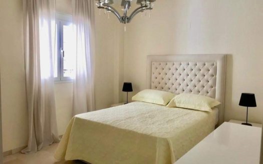 3 bedrooms Apartment in River Gardens