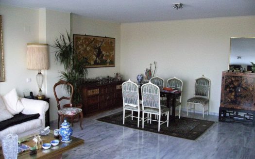 3 bedrooms Penthouse in Nueva Andalucia