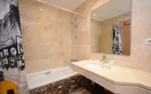 Apartamento de 2 dormitorios en Palm Gardens