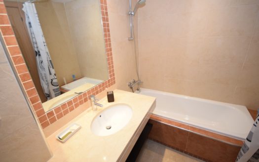 Apartamento de 2 dormitorios en Palm Gardens